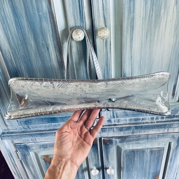 MON CHERI Special Occasion Dress Vinyl and Lace Tote - Picture 8 of 10